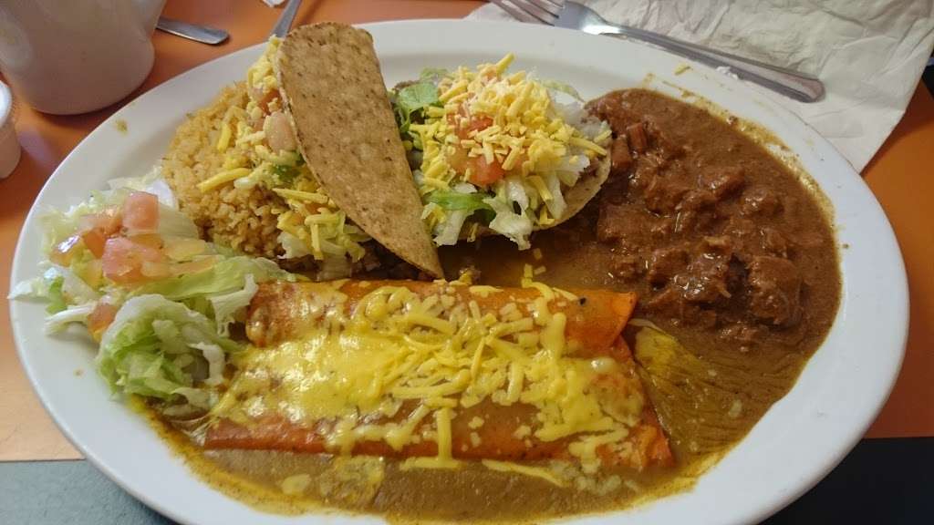 Plaza Mexican Restaurant | 2898 Blanco Rd, San Antonio, TX 78201, USA | Phone: (210) 735-4512