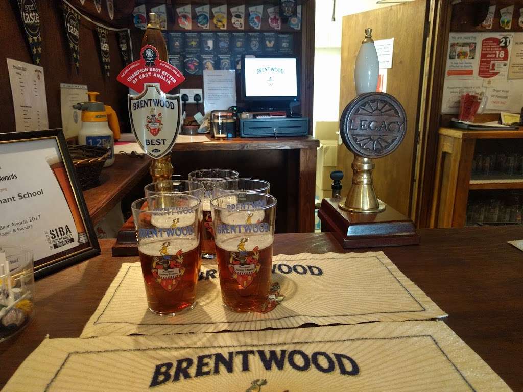 Brentwood Brewery | Calcott Hall Farm, Ongar Rd, Brentwood CM15 9HS, UK | Phone: 01277 200483