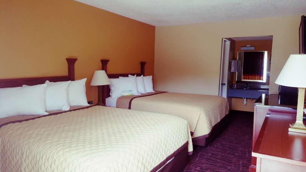 Days Inn by Wyndham Concord | 5125 Davidson Hwy, Concord, NC 28027, USA | Phone: (704) 706-2125