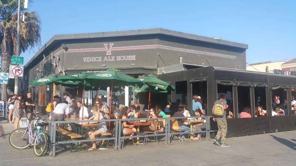 Venice Ale House | 2 Rose Ave, Venice, CA 90291, USA | Phone: (310) 314-8253