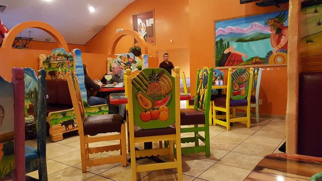 La Hacienda Mexican Restaurant | 7481 E US Hwy 36, Avon, IN 46123, USA | Phone: (317) 272-6855