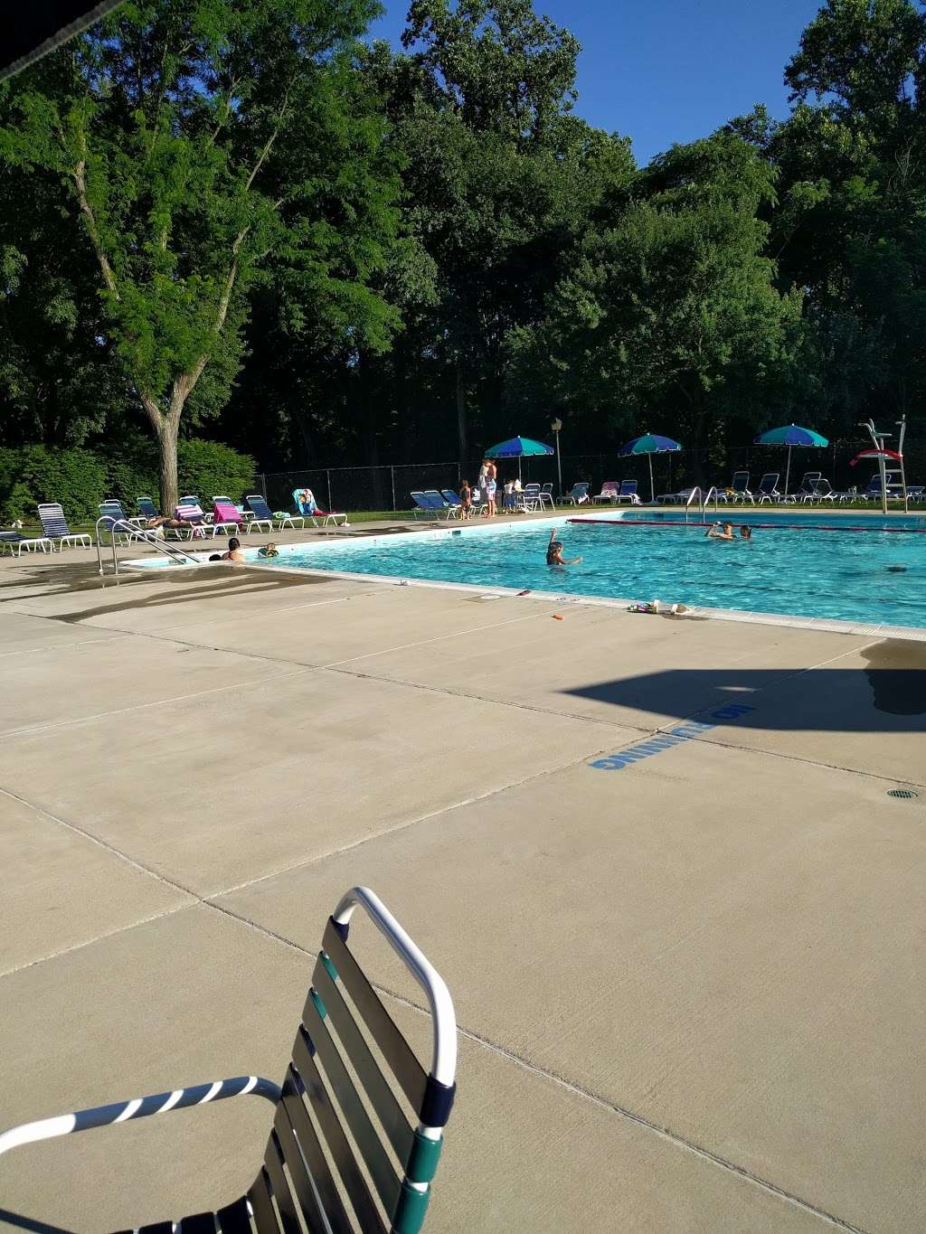 Waters Landing Pool | 20000 Father Hurley Blvd, Germantown, MD 20874 | Phone: (301) 972-3681