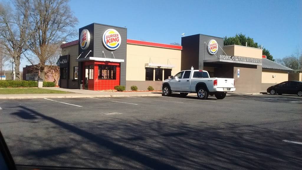 Burger King | 7026 Albemarle Rd, Charlotte, NC 28227, USA | Phone: (704) 532-2936