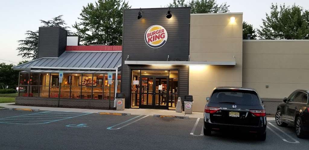 Burger King | 1013 Valley Rd, Gillette, NJ 07933, USA | Phone: (908) 647-9788