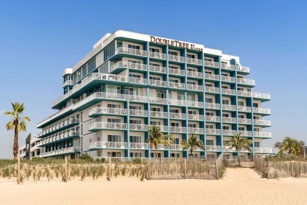 DoubleTree by Hilton Ocean City Oceanfront | 3301 Atlantic Ave, Ocean City, MD 21842, USA | Phone: (410) 289-1234