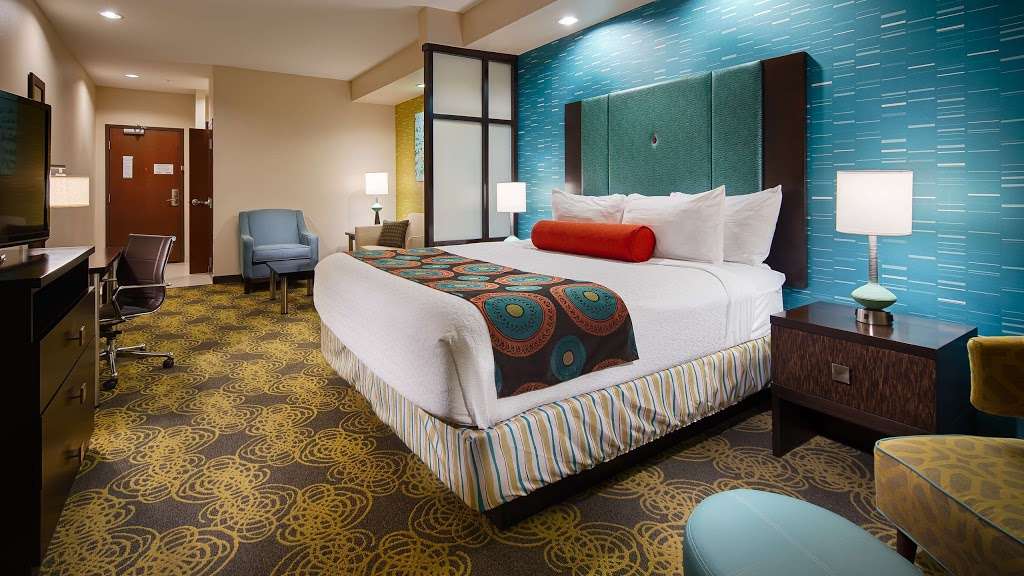 Best Western Premier Ashton Suites-Willowbrook | 7495 W Greens Rd, Houston, TX 77064, USA | Phone: (281) 970-9696