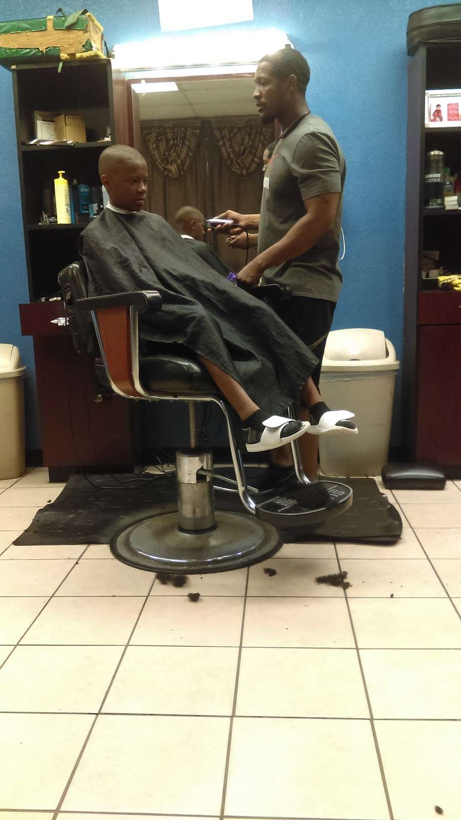 Hair Iconz | 10100 Kleckley Dr, Houston, TX 77075, USA | Phone: (713) 943-1313