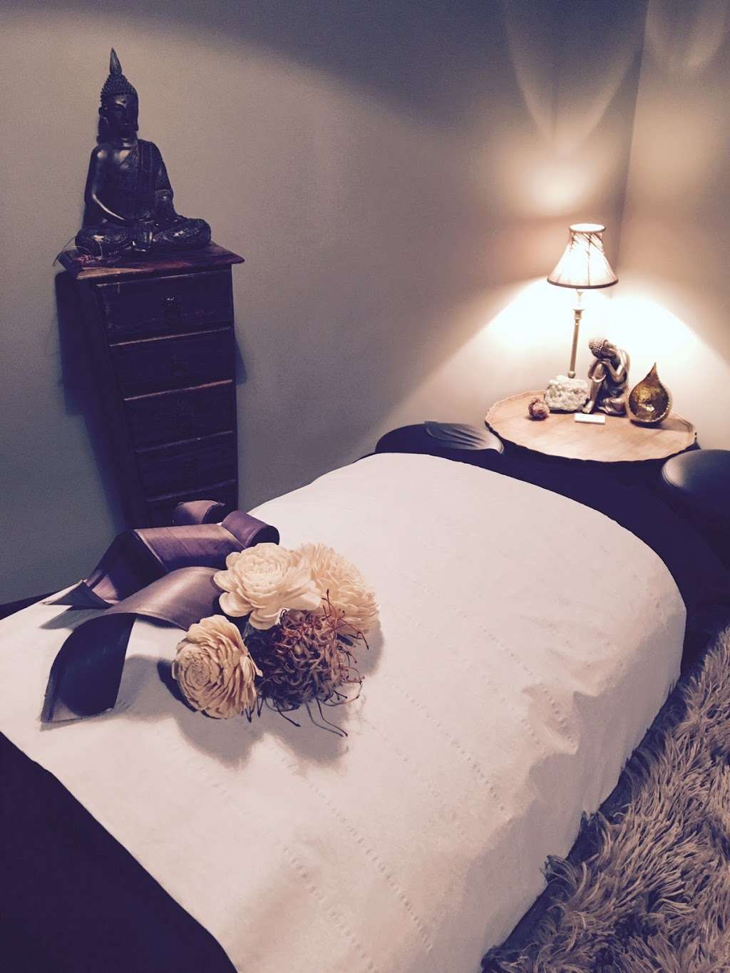 Amor Therapies | Wareside, Ware SG12 7QP, UK | Phone: 07525 719993