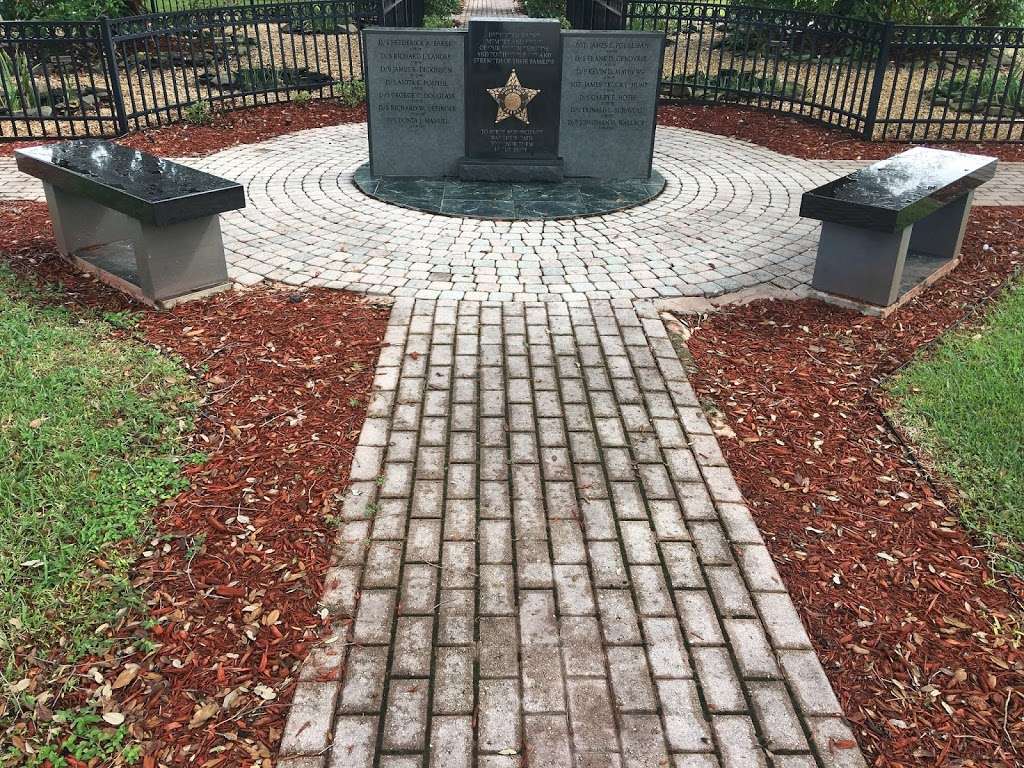 Palm Beach Sheriff’s Law Enforcement Memorial | Gun Club Rd, West Palm Beach, FL 33406