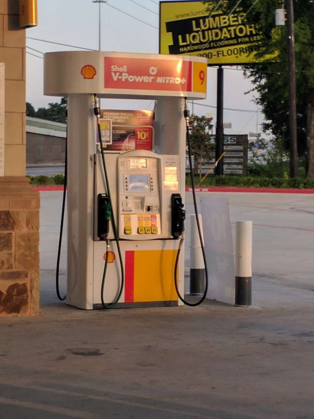 Shell | 21831 I-45, Spring, TX 77388, USA | Phone: (281) 528-0824