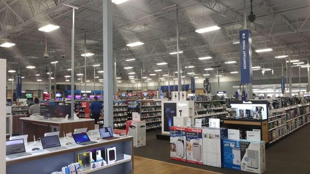 Best Buy | 19110 East 39th St S, Independence, MO 64057, USA | Phone: (816) 795-9162