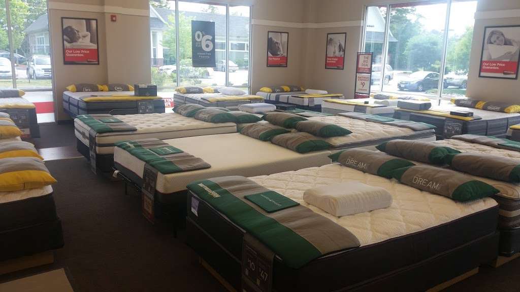 Mattress Firm Amherst Plaza | 131 NH-101A, Amherst, NH 03031, USA | Phone: (603) 579-4700