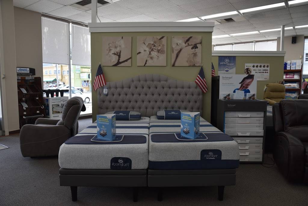 Mancinis Sleepworld Laurel Heights | 2950 Geary Blvd, San Francisco, CA 94118, USA | Phone: (415) 750-0500