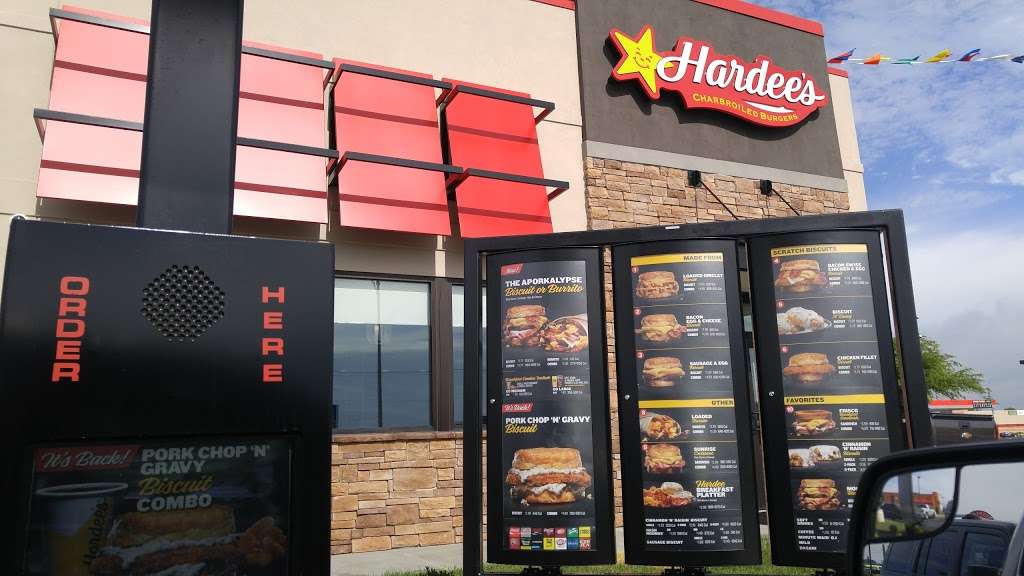 Hardees | 5627 S Scatterfield Rd, Anderson, IN 46013, USA | Phone: (765) 649-9247