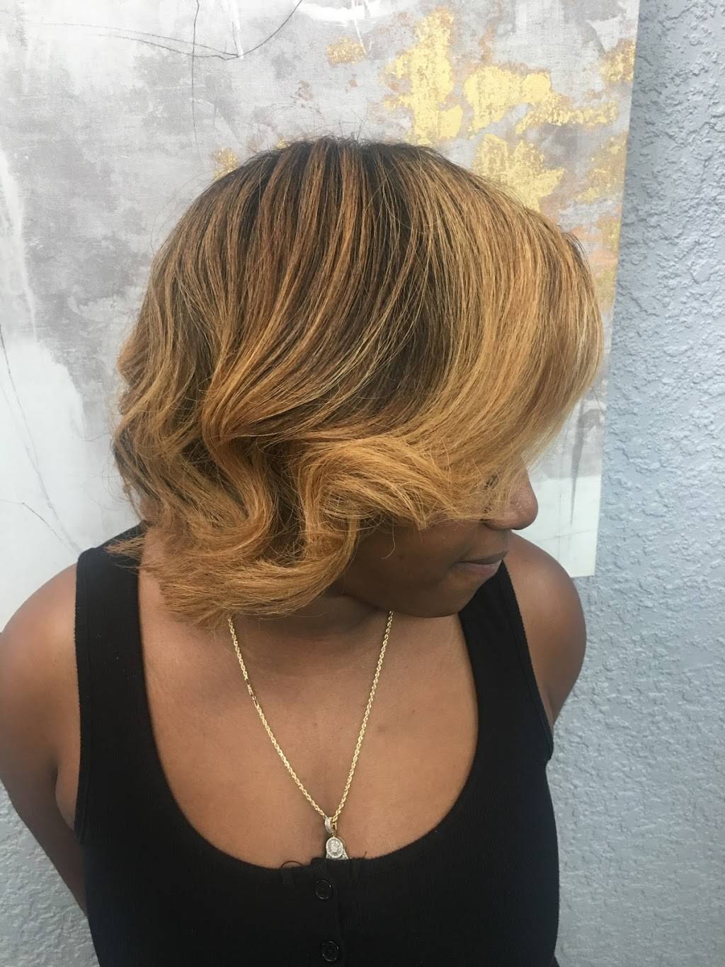 Tamed By Cris Salon | 11838 US Hwy 41 S, Gibsonton, FL 33534, USA | Phone: (813) 365-7110