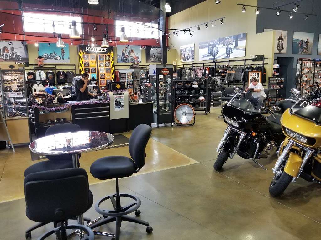 East Orlando Harley-Davidson | 11898 Lake Underhill Rd, Orlando, FL 32825, USA | Phone: (407) 447-7400