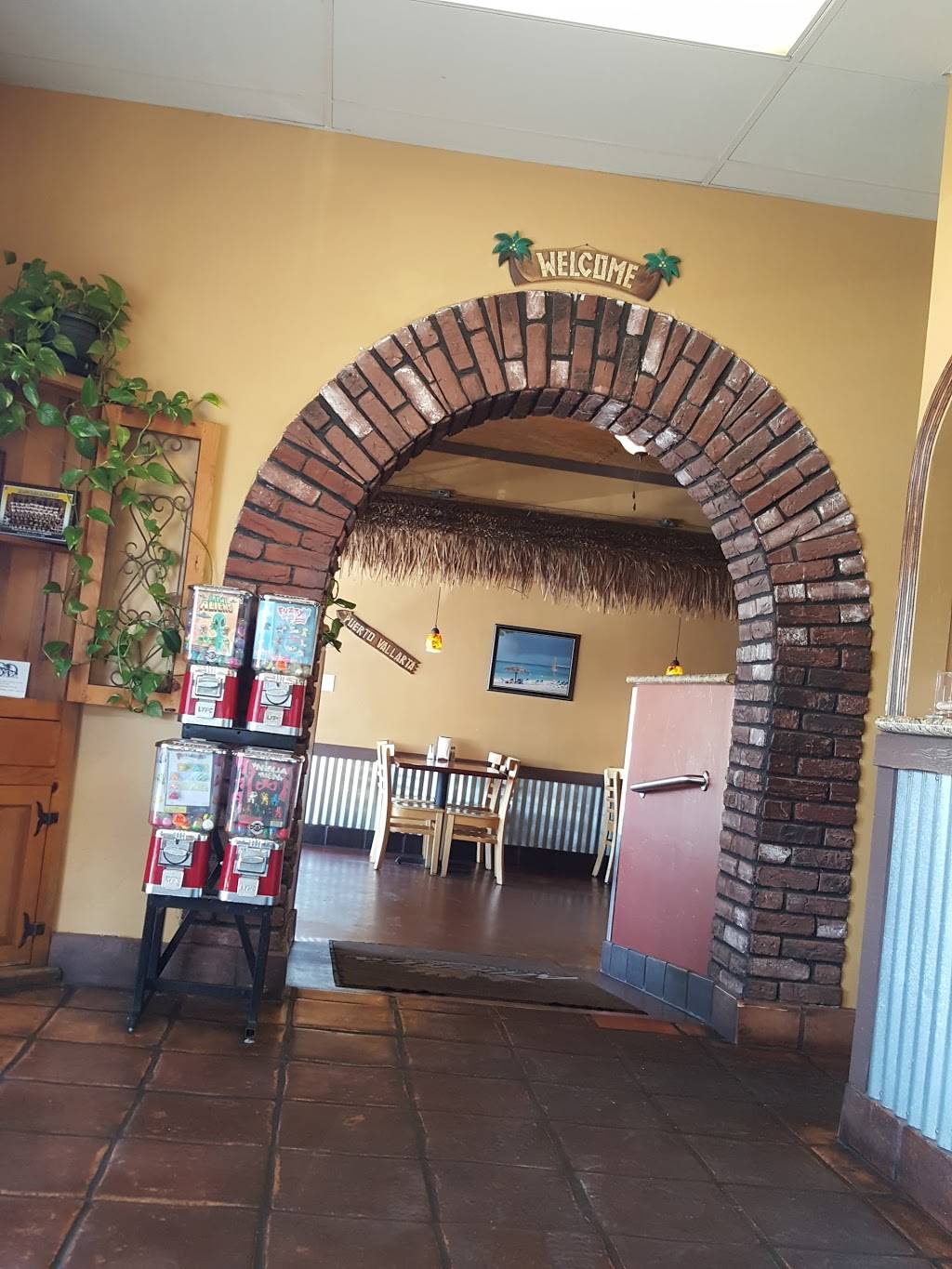 Alberts Fresh Mexican Food | 13334 Hwy 8 Business, Lakeside, CA 92040, USA | Phone: (619) 390-6510