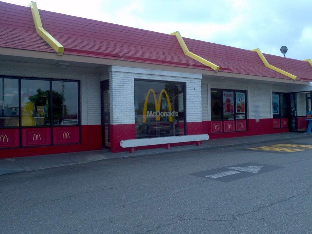 McDonalds | 1434 Manheim Pike, Lancaster, PA 17601, USA | Phone: (717) 394-3417