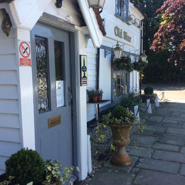 The Old Vine Inn | Cousley Wood Rd, Wadhurst TN5 6ER, UK | Phone: 01892 782271