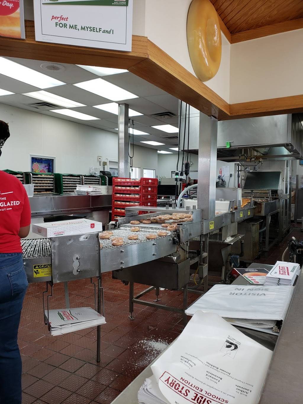 Krispy Kreme | 825 Clearview Pkwy, Metairie, LA 70001, USA | Phone: (504) 779-9620