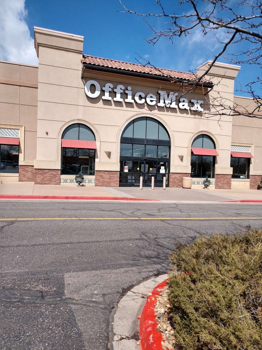 OfficeMax | 14375 W Colfax Ave, Golden, CO 80401, USA | Phone: (303) 277-1214