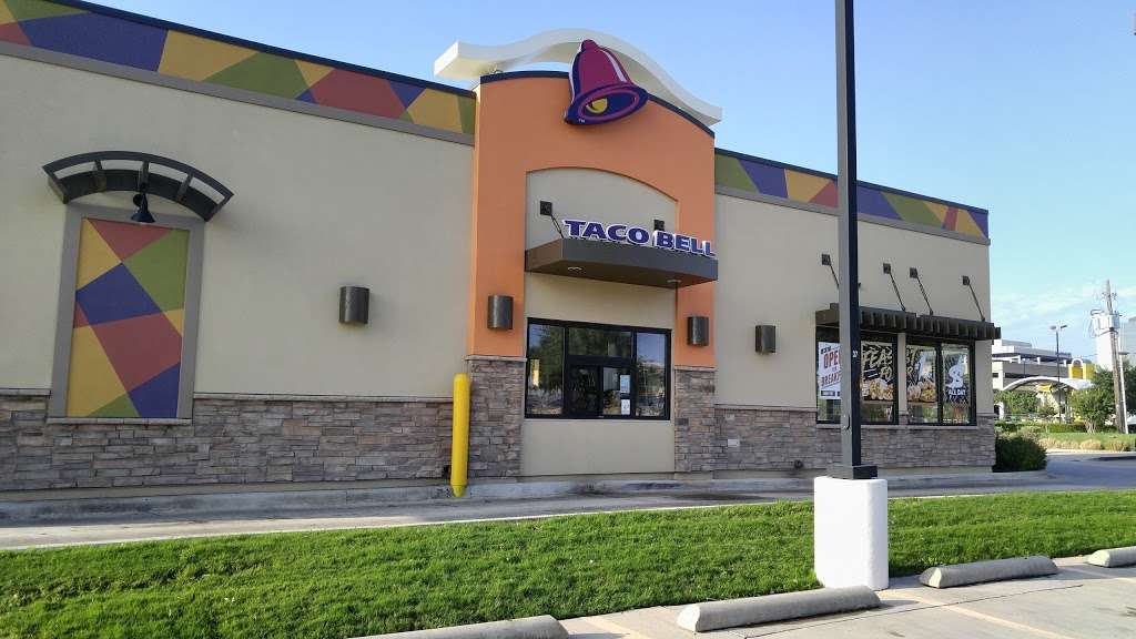 Taco Bell | 15208 Montfort Dr, Dallas, TX 75254, USA | Phone: (972) 918-3560