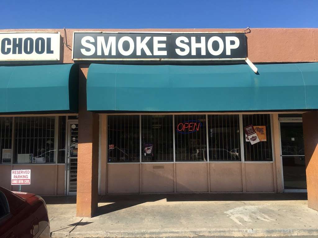 The Plug Smoke Shop | 5040 E McDowell Rd, Phoenix, AZ 85008, USA | Phone: (602) 273-4226