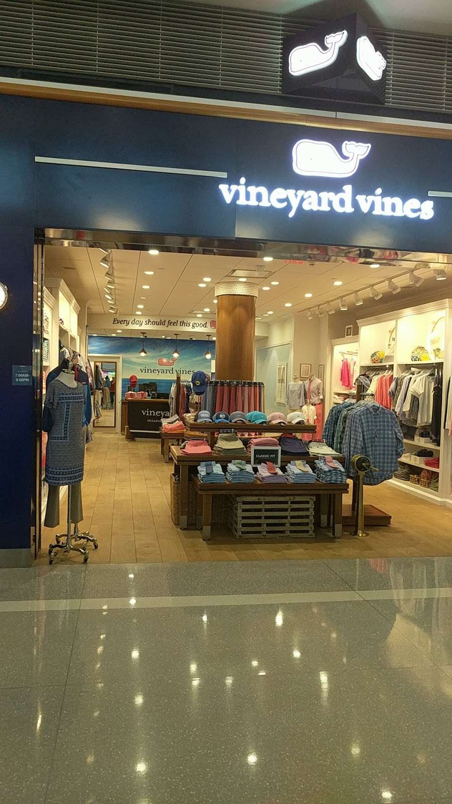 Vineyard Vines | Dulles, VA 20166, USA | Phone: (703) 572-7337