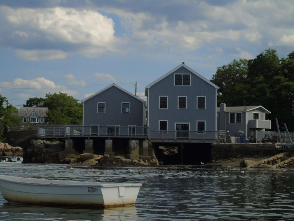 Cohasset Lobster Pound | 82 Border St, Cohasset, MA 02025 | Phone: (781) 383-1551