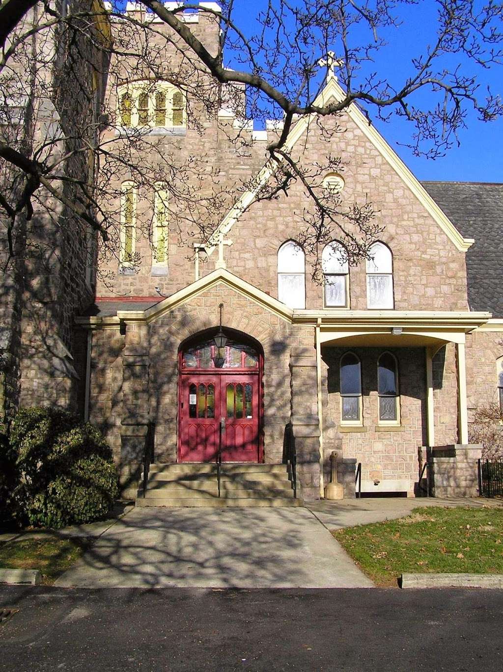 All Saints Church | 535 Haws Ave, Norristown, PA 19401, USA | Phone: (610) 279-3990