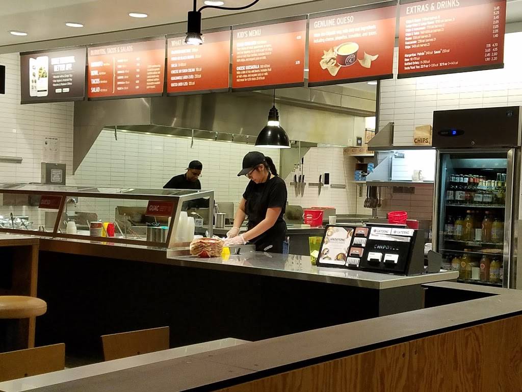 Chipotle Mexican Grill | 1617 Pleasonton Rd Ste G-107, Fort Bliss, TX 79906, USA | Phone: (915) 566-0774