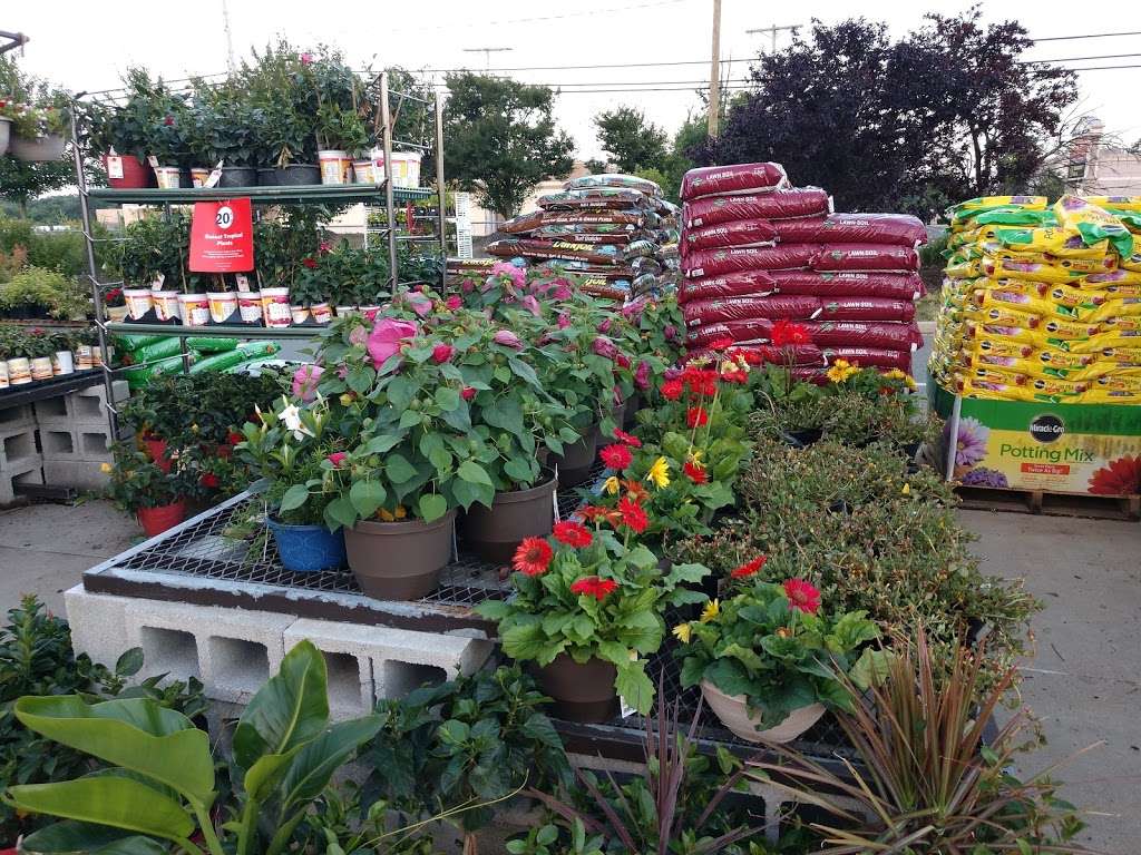 Lowes Garden Center | 4975 U.S. 9, Howell, NJ 07731 | Phone: (732) 987-7050