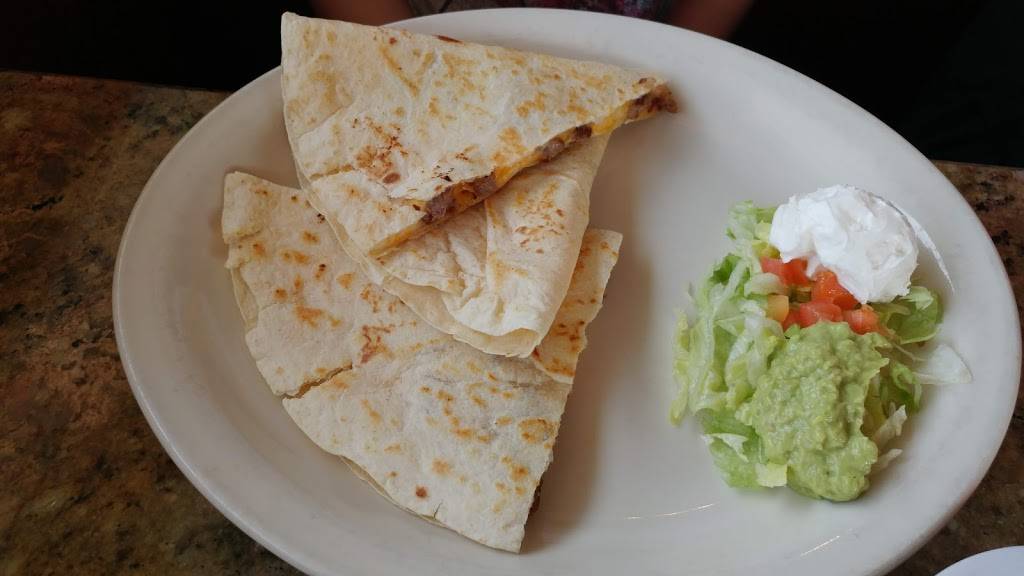 Lunas Mexican Restaurant | 5350 W 64th Ave, Arvada, CO 80003, USA | Phone: (303) 431-1857