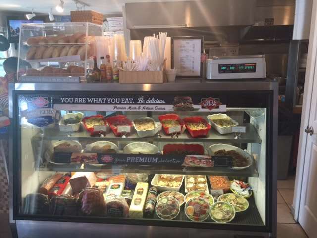 Marcelas Deli & Pizzeria | 233 Main St, Lebanon, NJ 08833 | Phone: (908) 236-0233