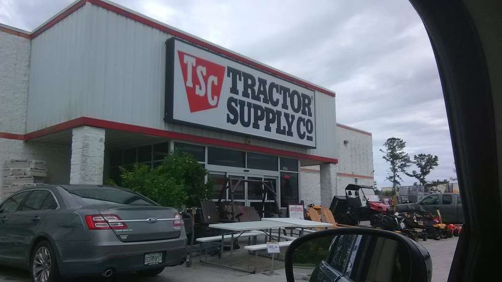 Tractor Supply Co. | 6945 Hwy, US Hwy 98 N, Lakeland, FL 33809, USA | Phone: (863) 815-2010