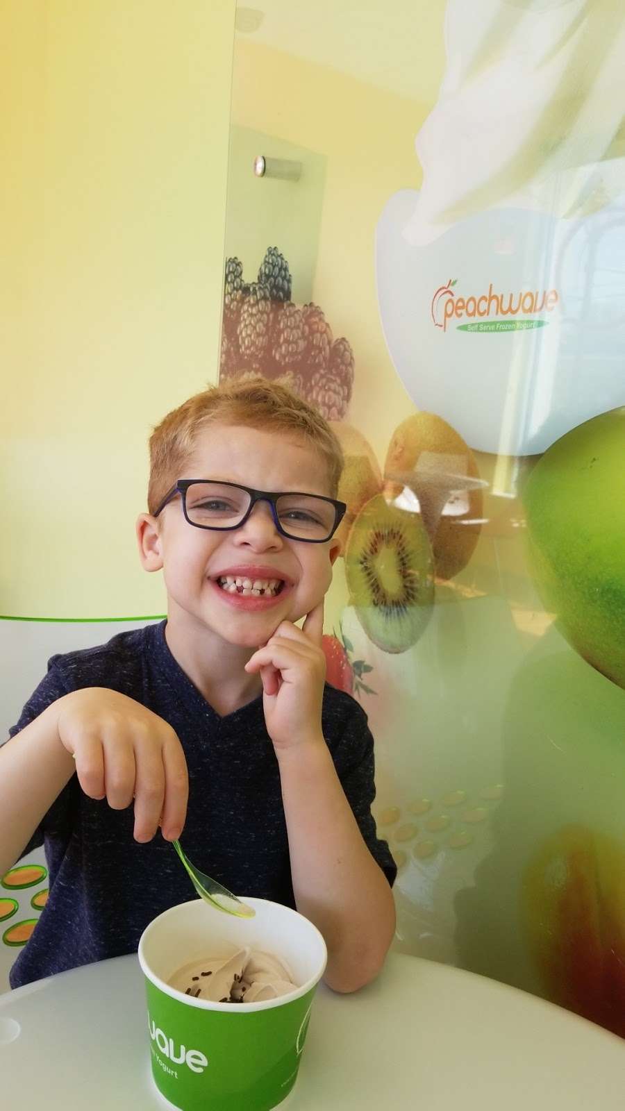 Peachwave | 807 Federal Rd, Brookfield, CT 06804, USA | Phone: (203) 546-7555