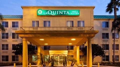 La Quinta Inn & Suites by Wyndham Lakeland East | 4315 Lakeland Park Dr, Lakeland, FL 33809, USA | Phone: (863) 815-0606