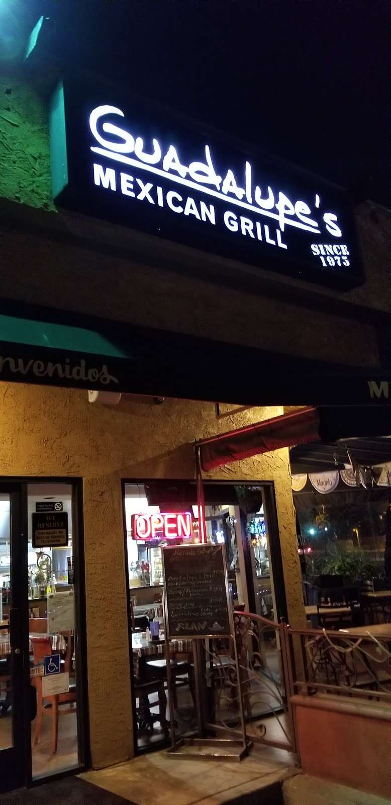 Guadalupes Grill | 3431 Pacific Pl, Long Beach, CA 90806, USA | Phone: (562) 490-2100