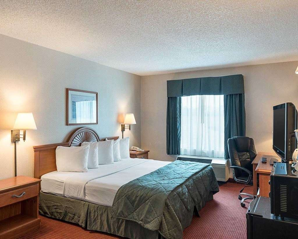 Quality Inn | 70 Maddex Square Dr, Shepherdstown, WV 25443, USA | Phone: (304) 876-3160