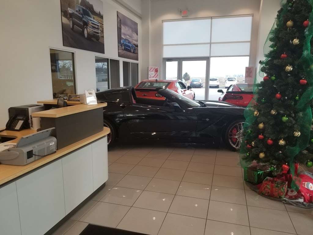 Country Chevrolet | 299 IL-115, Herscher, IL 60941, USA | Phone: (815) 426-6311