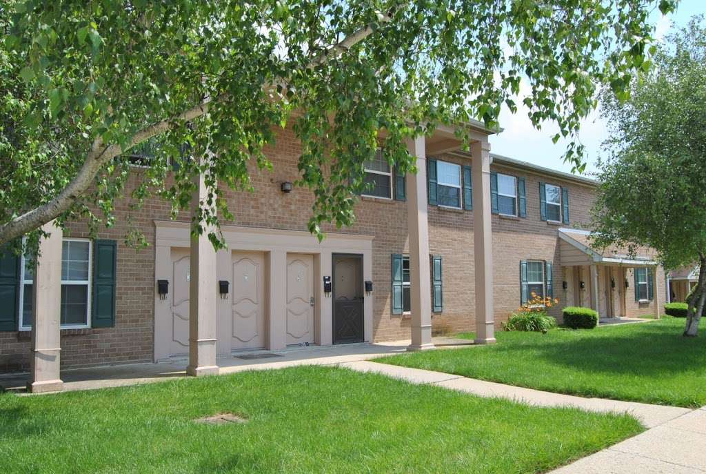 Westover Village Apartments | 1 Meadow Ln, Norristown, PA 19403, USA | Phone: (610) 631-1666