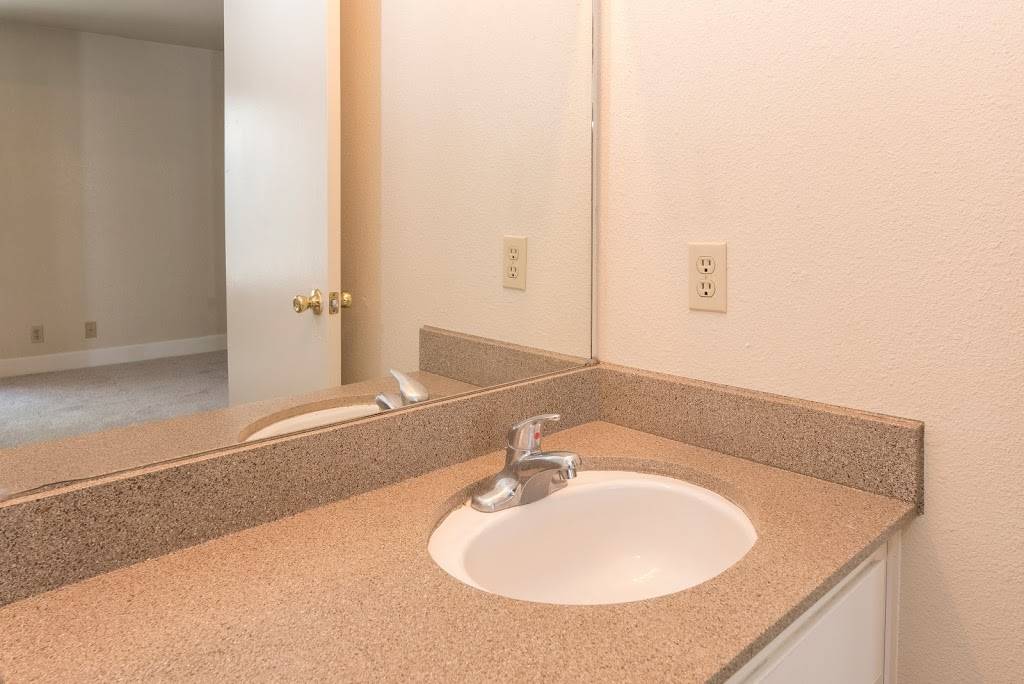 Waterfield Square Apartment Homes | 8035 Mariners Dr, Stockton, CA 95219, USA | Phone: (844) 221-1827