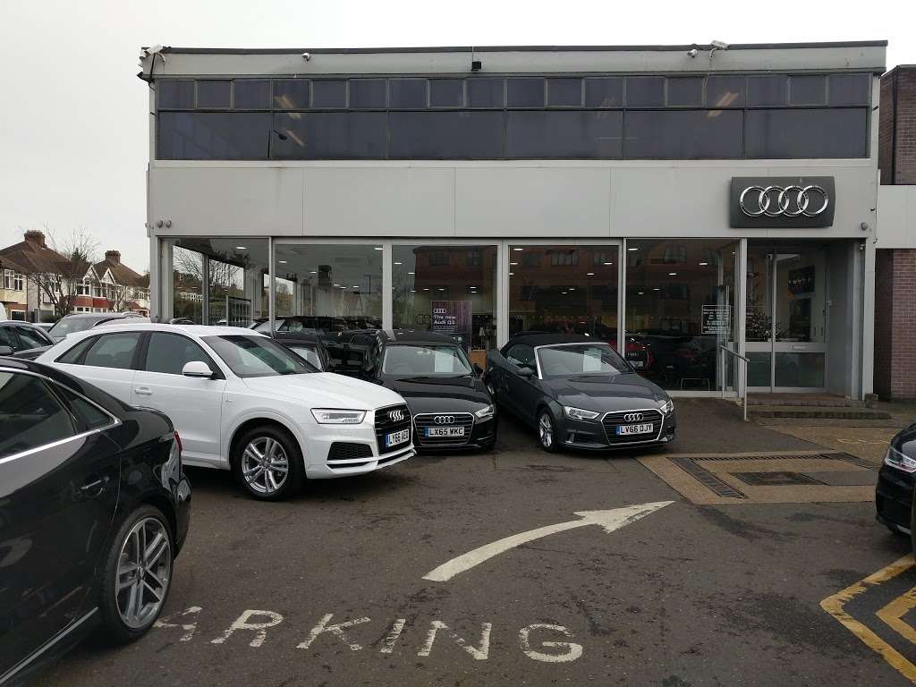 SG Smith Beckenham Audi | 237 Croydon Rd, Beckenham BR3 3PT, UK | Phone: 020 8658 0191