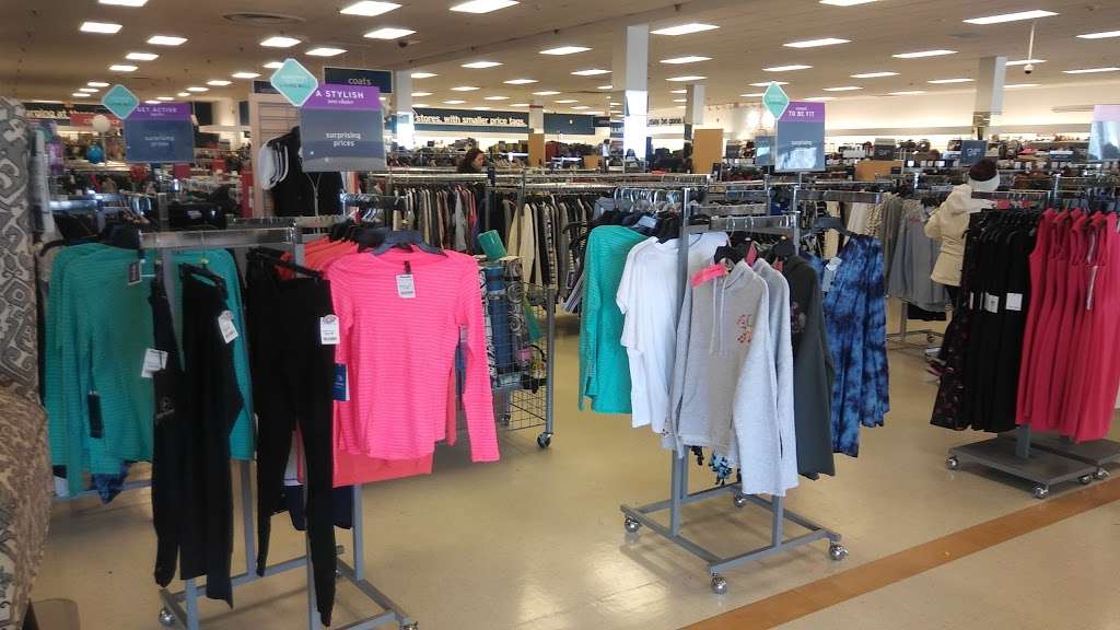 Marshalls | 345 Rockaway Turnpike, Lawrence, NY 11559, USA | Phone: (516) 239-5100