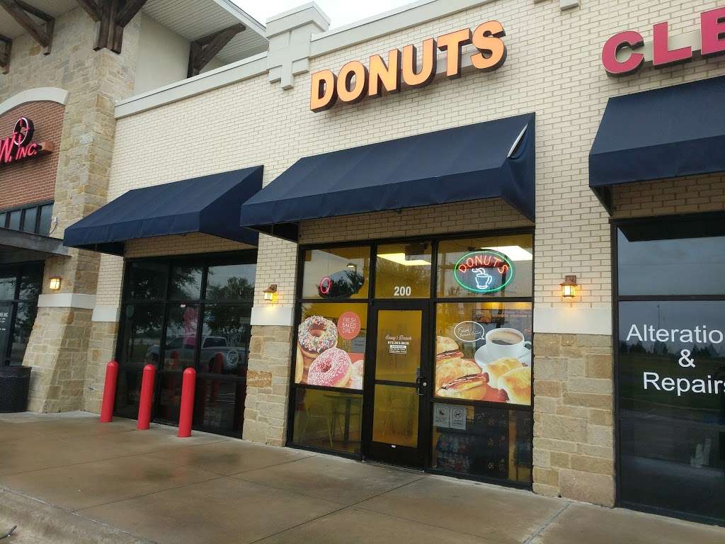 Sonnys Donuts | 184 S Collins Rd # 200, Sunnyvale, TX 75182, USA | Phone: (972) 203-5835