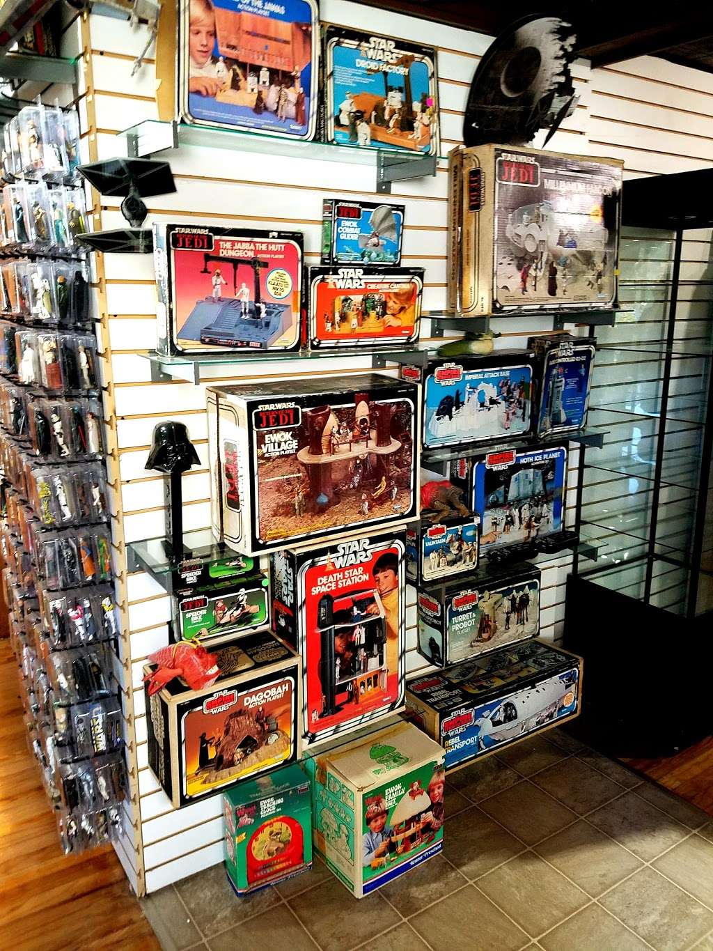 Farpoint Toys & Collectibles | 5113 Harding Hwy, Mays Landing, NJ 08330 | Phone: (609) 829-8697