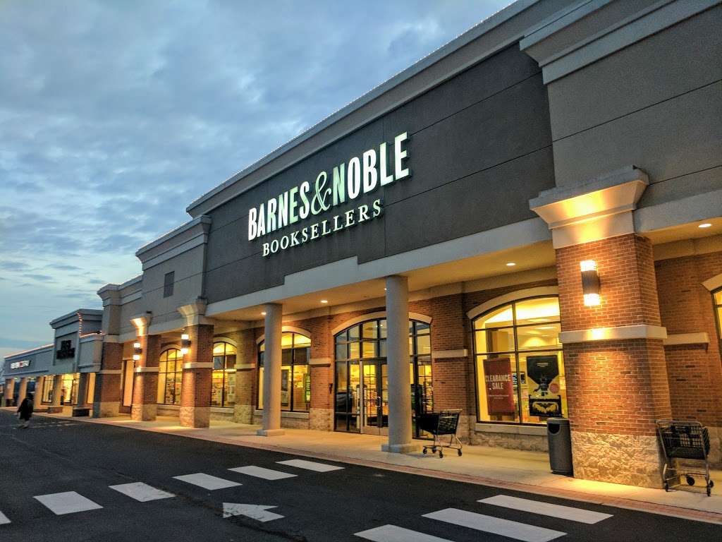 Barnes & Noble Booksellers Somerville | 319 US-206, Bridgewater, NJ 08807, USA | Phone: (908) 526-7425