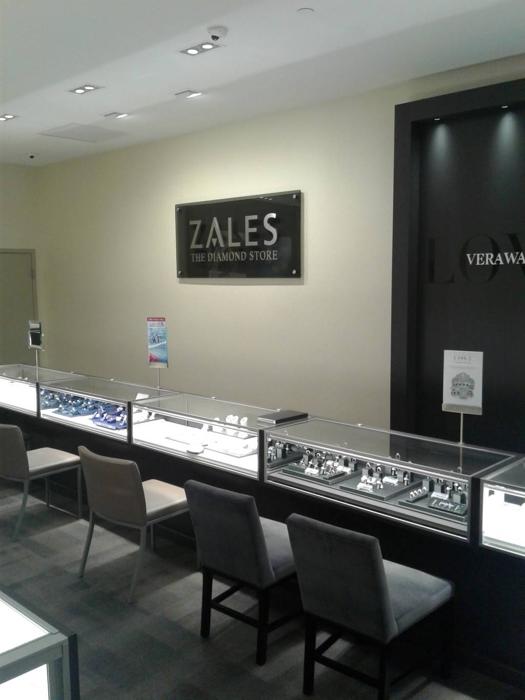 Zales | 26300 Cedar Rd, Beachwood, OH 44122, USA | Phone: (216) 910-9046