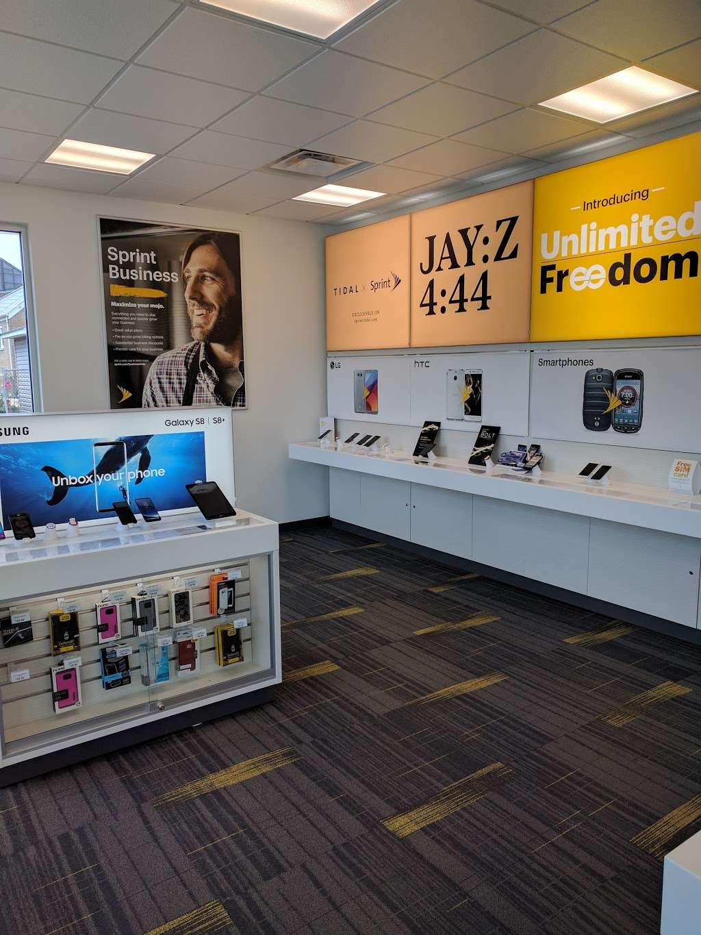 Sprint Store | 5640 S Harlem Ave, Summit, IL 60501, USA | Phone: (708) 552-5500