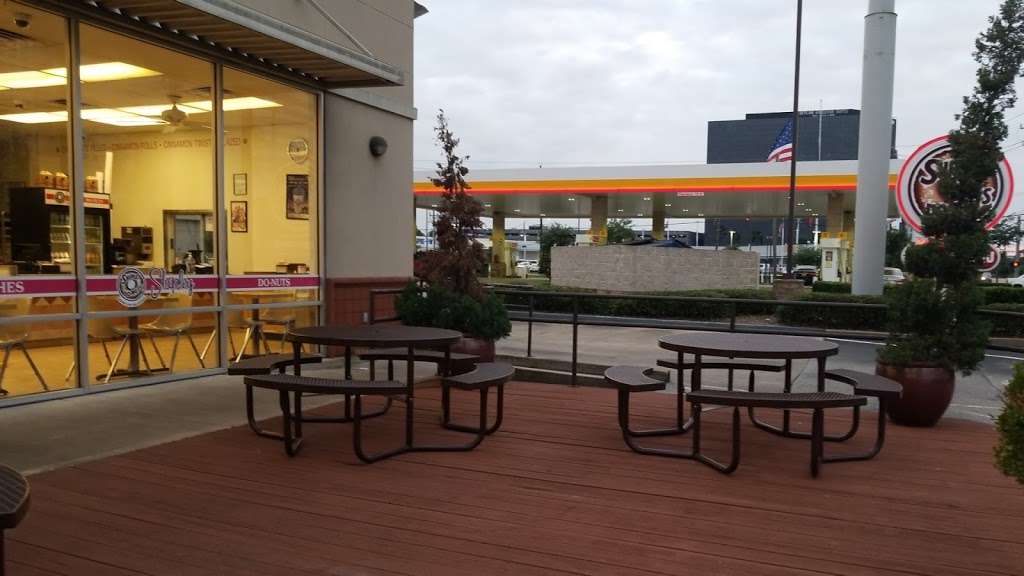 Shipley Do-Nuts | 11617 Katy Fwy, Houston, TX 77079, USA | Phone: (281) 596-0096